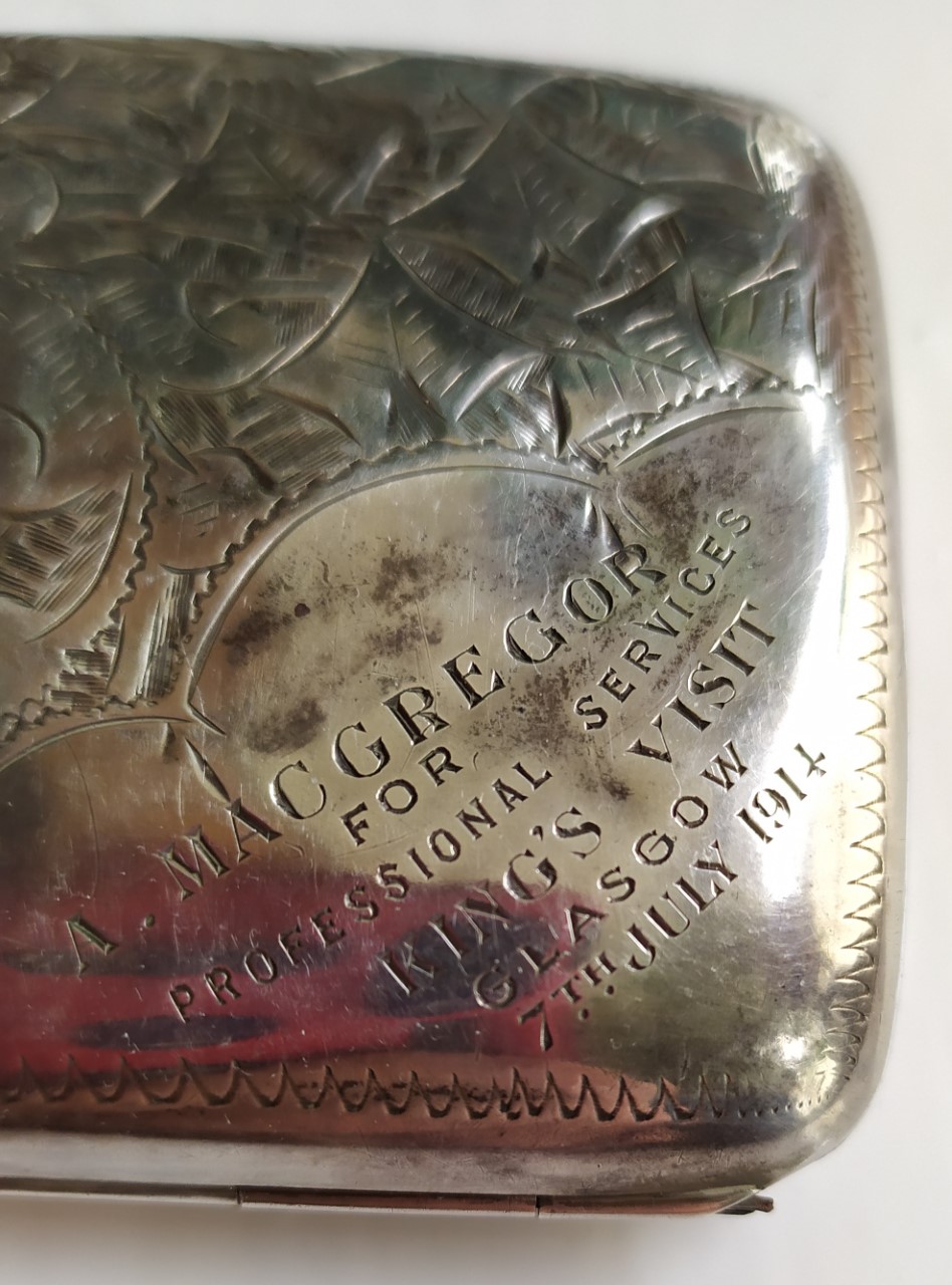 Cigarette case presented by King George